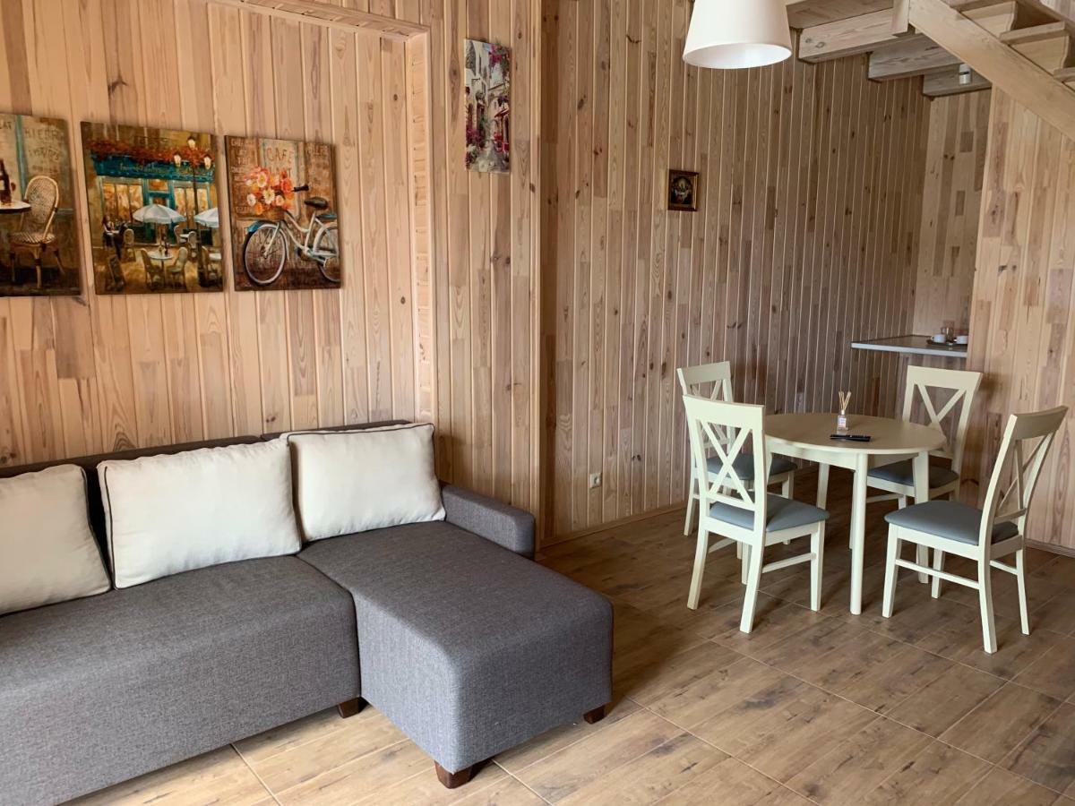 Готельно-Ресторанний Комплекс Прованс Парк Pochaiv Exterior foto